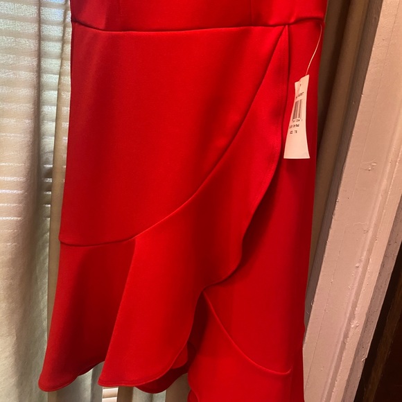 Dress - Picture 2 of 6